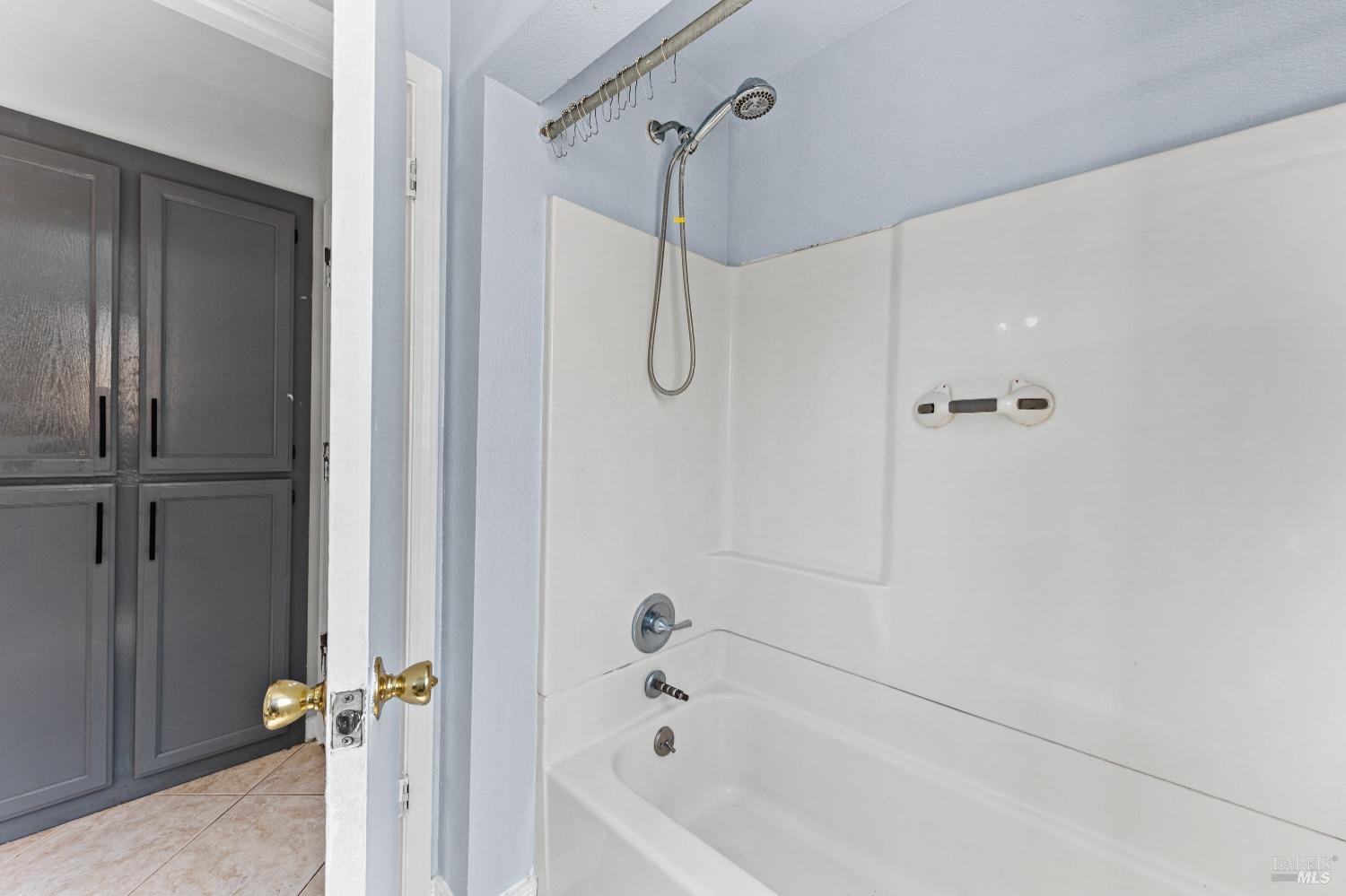 1368 Middlebrook Way