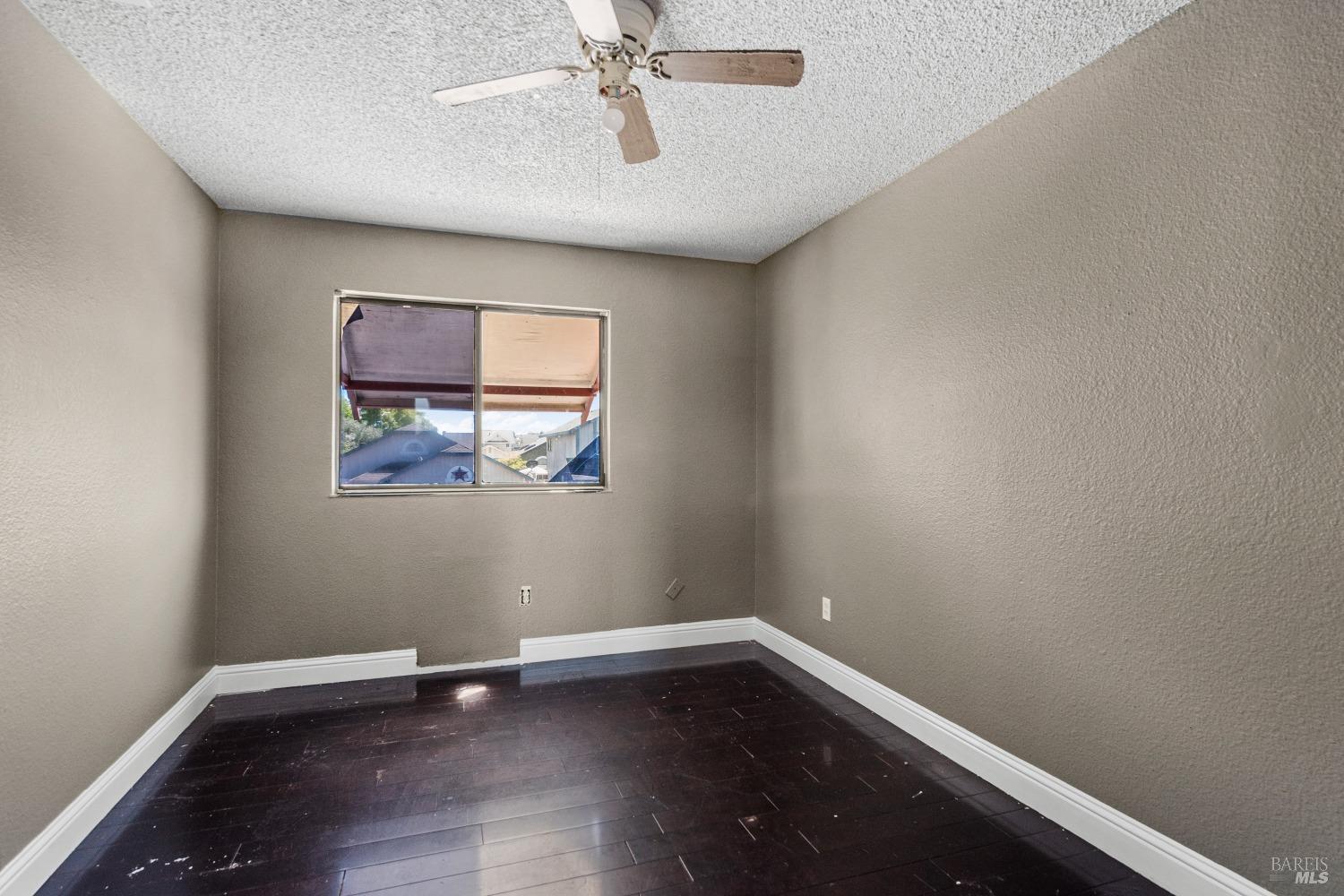 1368 Middlebrook Way