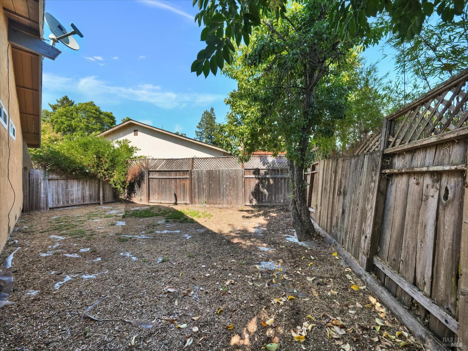4068 Siskiyou Ave
