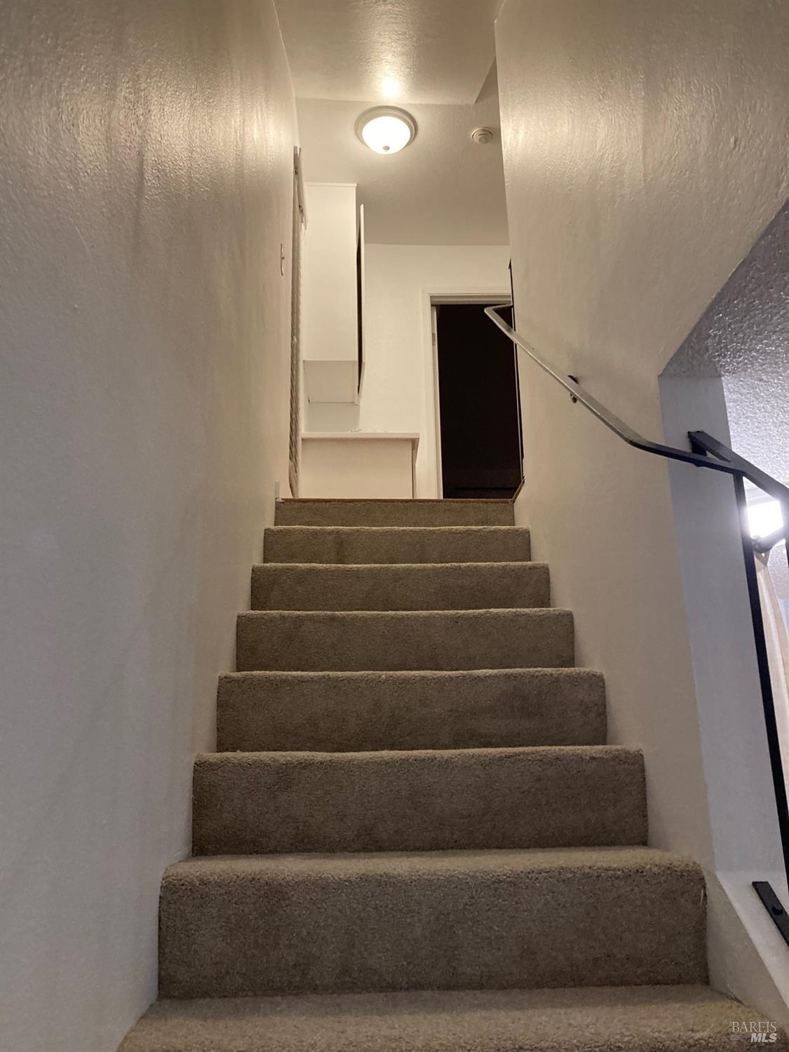 641 Racquet Club Cir