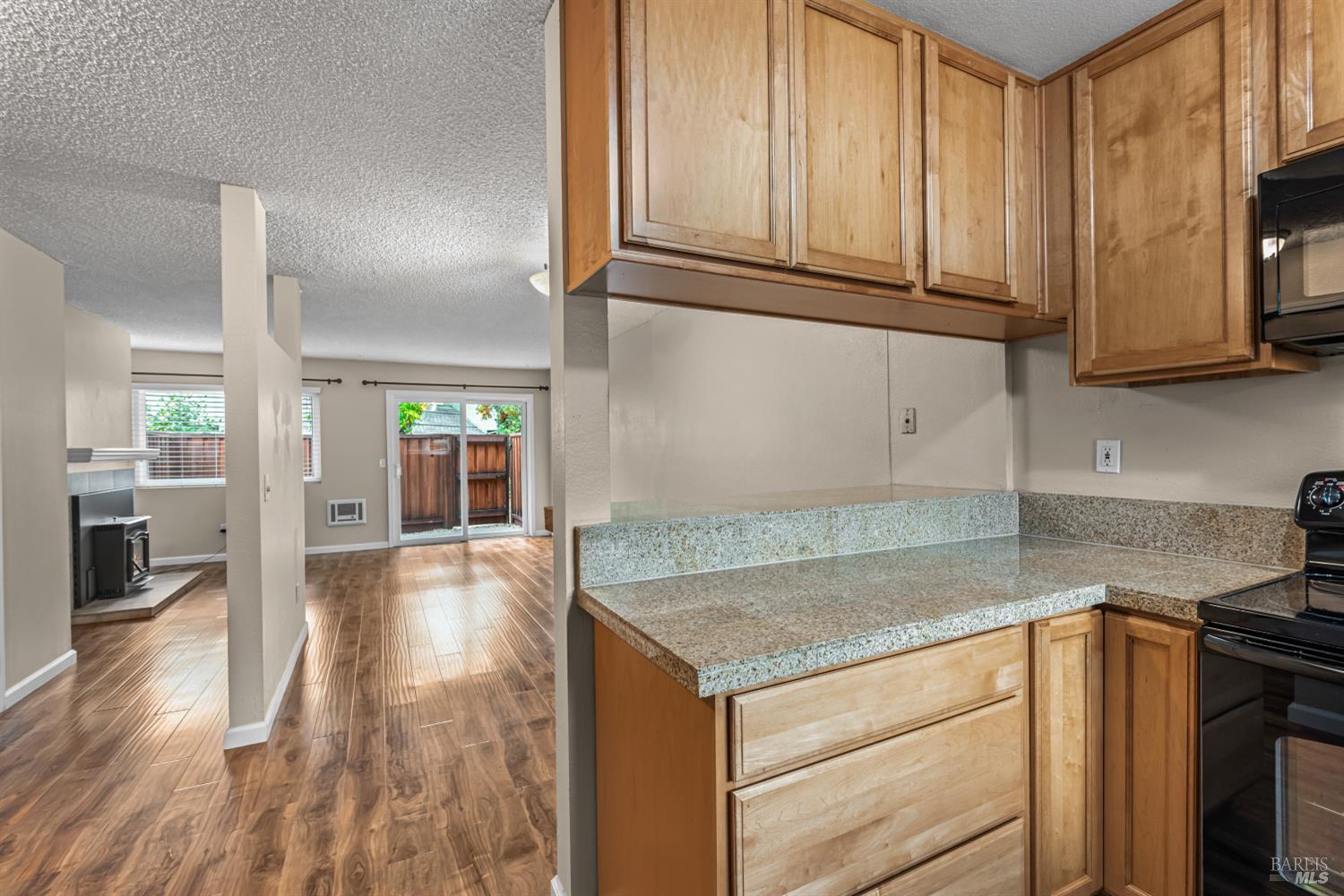 641 Racquet Club Cir