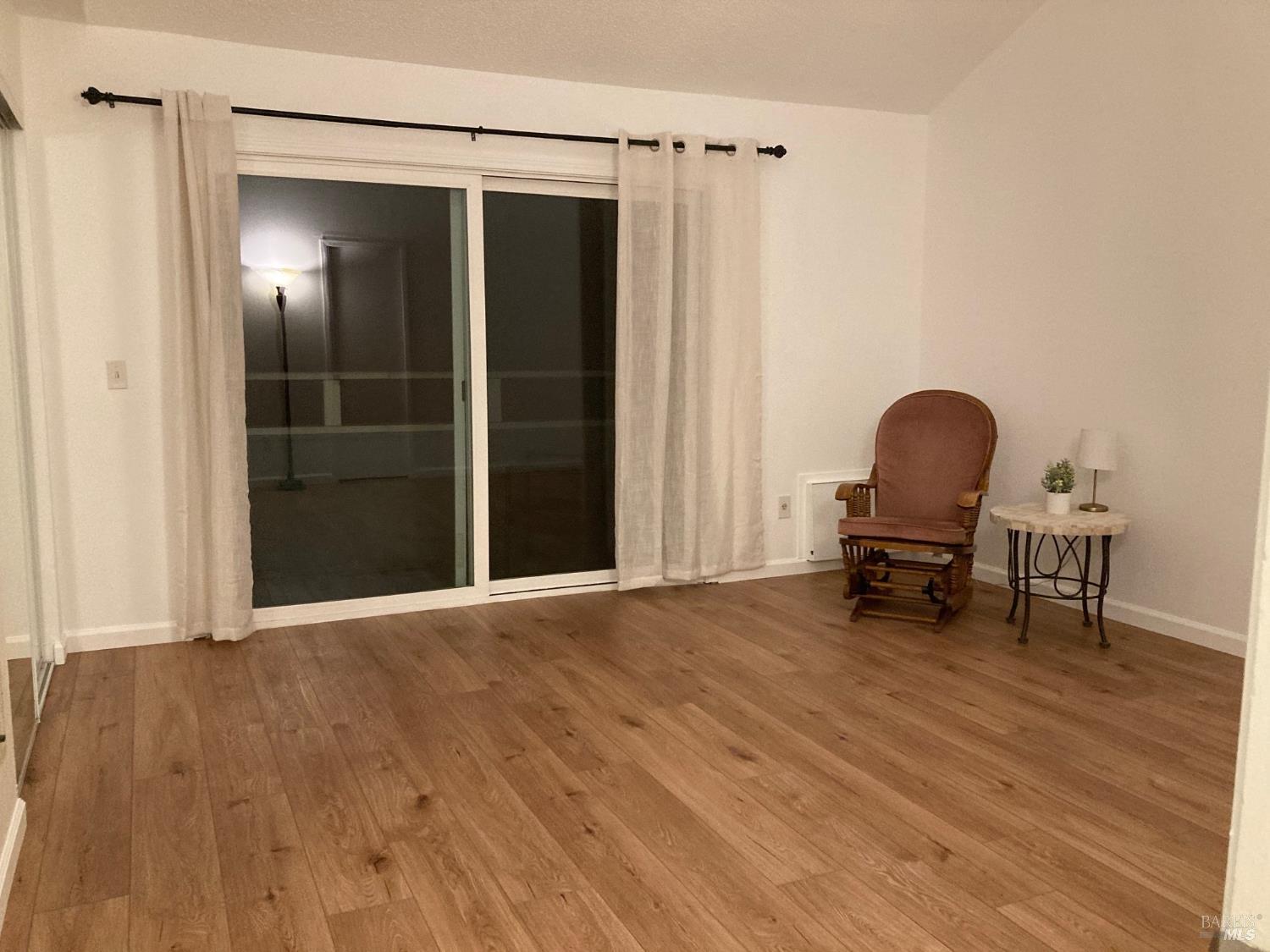 641 Racquet Club Cir