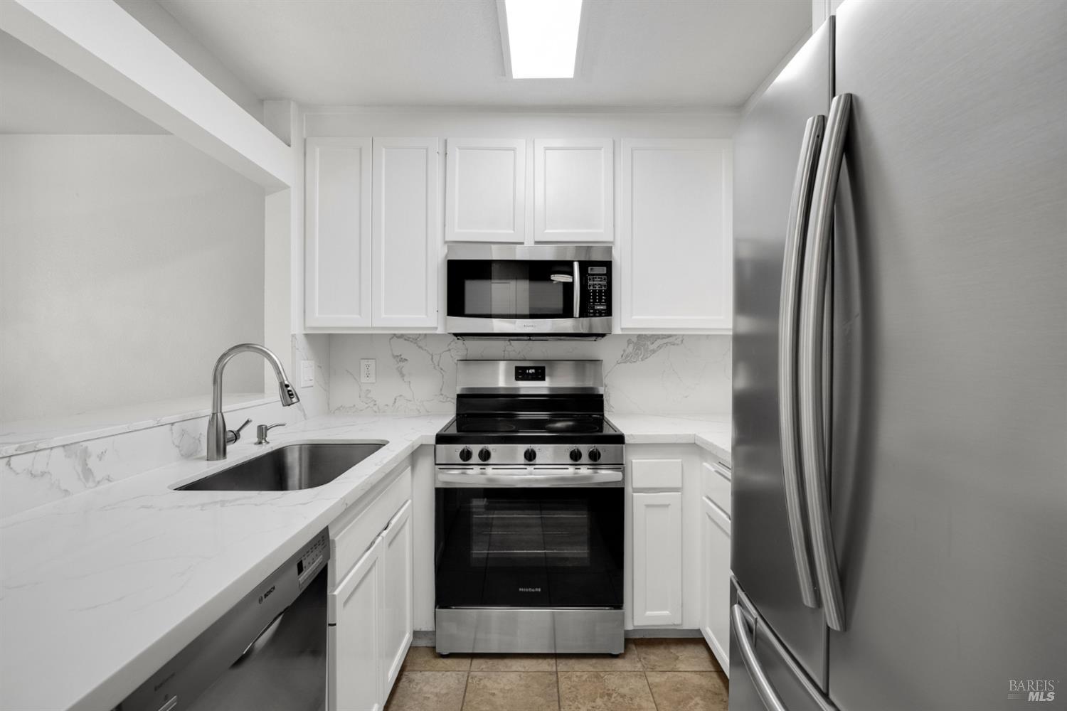 901 Russell Avenue Unit: #123