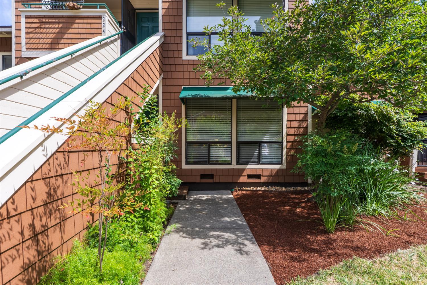 901 Russell Avenue Unit: #123