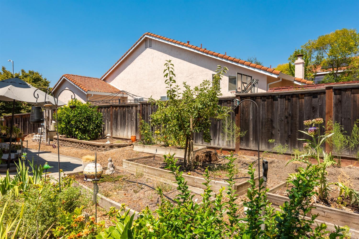 408 Buena Tierra Court