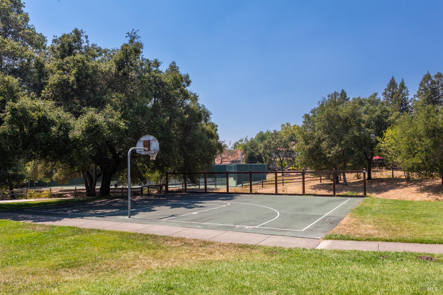 408 Buena Tierra Court