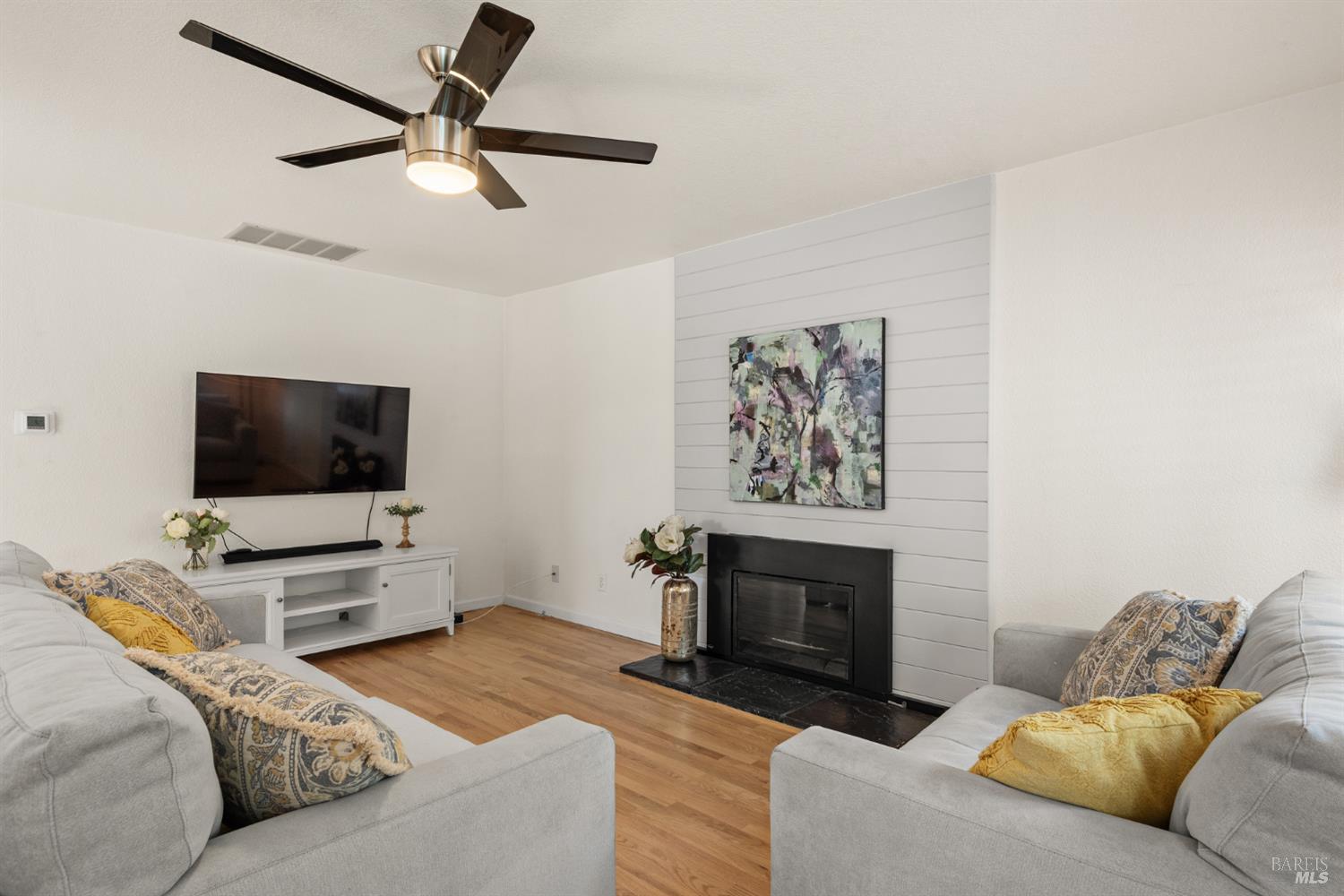 408 Buena Tierra Court