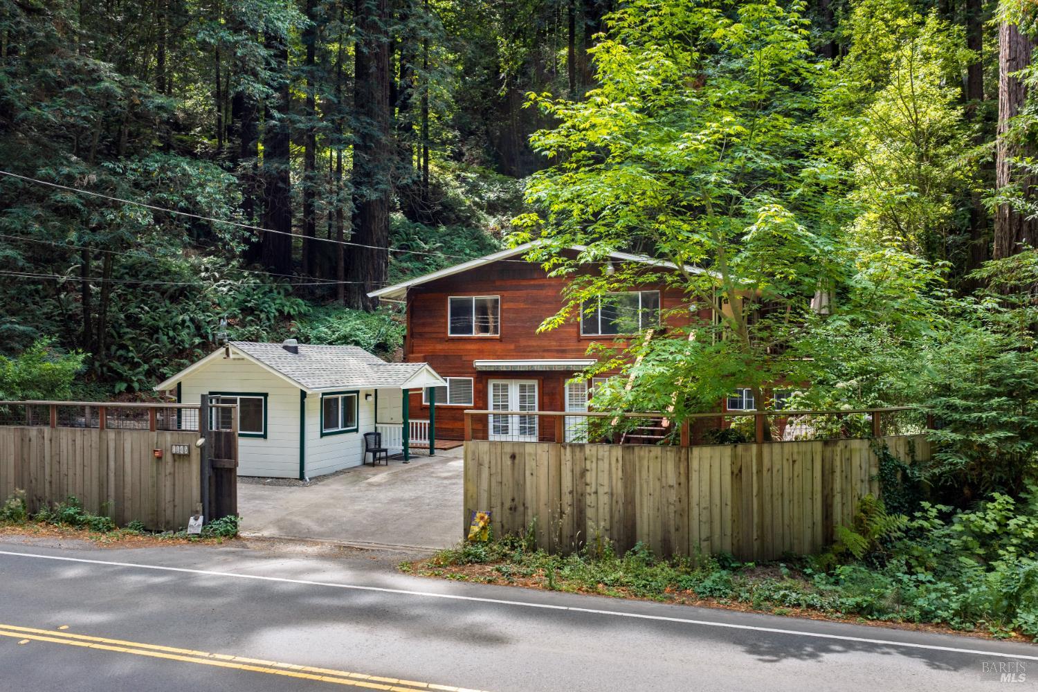 1145 Cazadero Highway