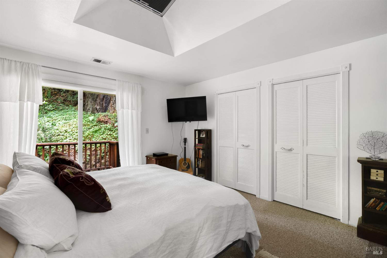 1145 Cazadero Highway