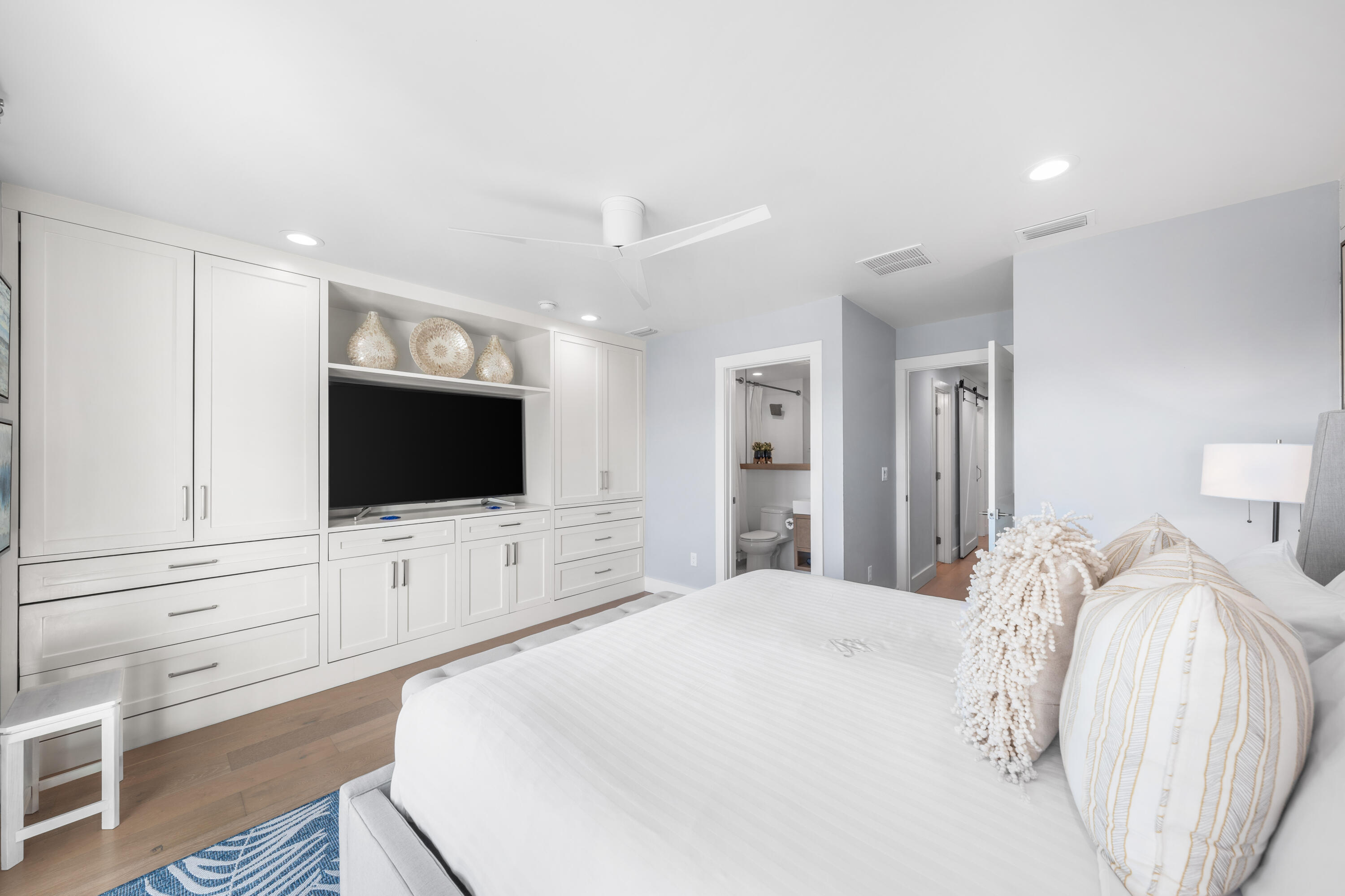 100 S Spooky Lane # 7-A