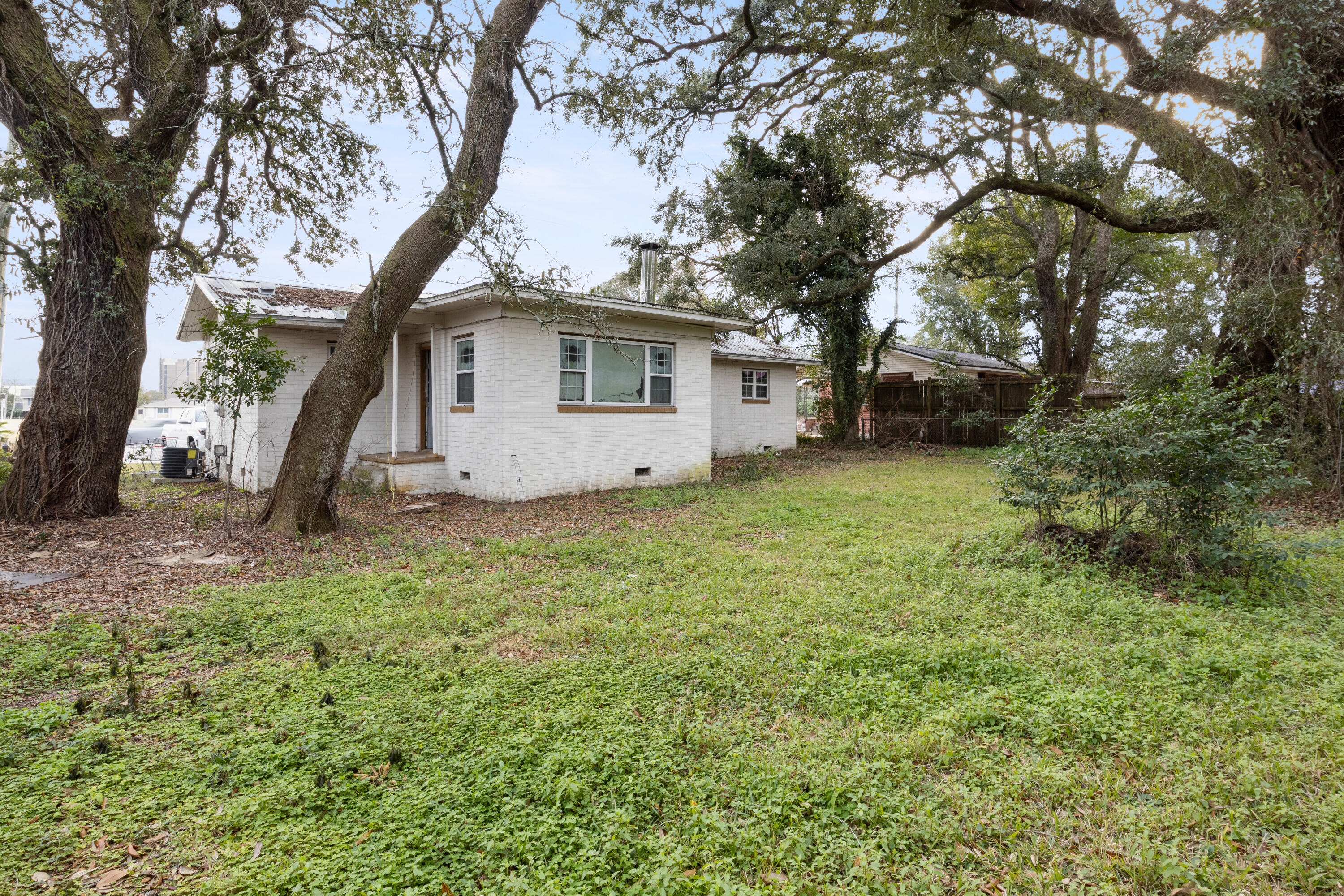 284 Airport Boulevard