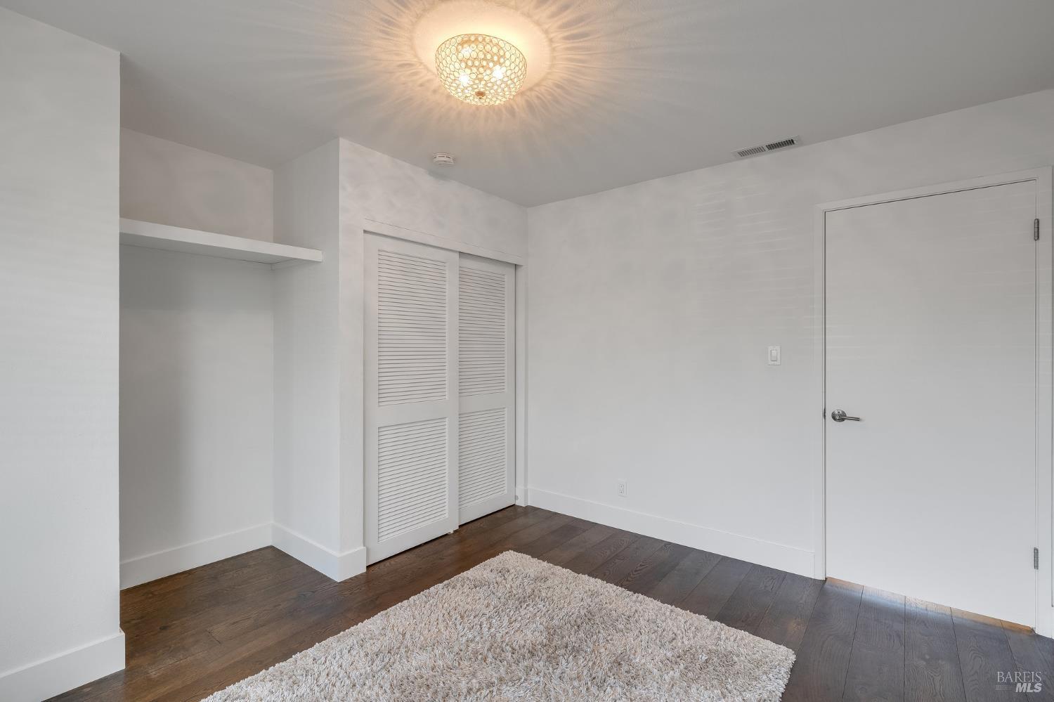 921 1st Street W
