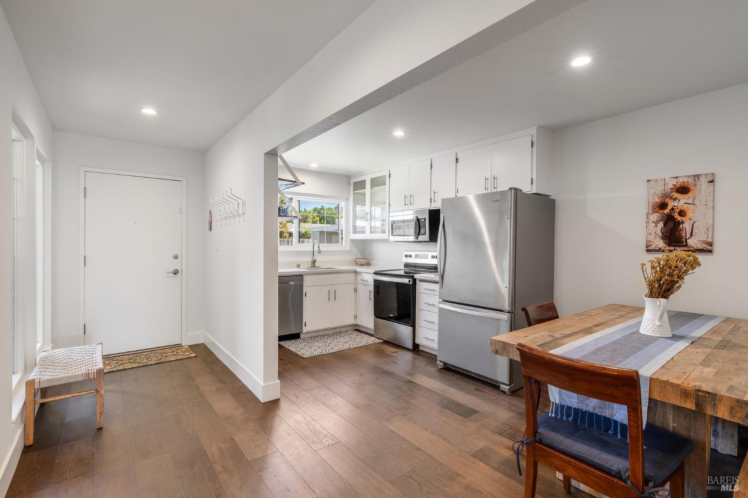 921 1st Street W