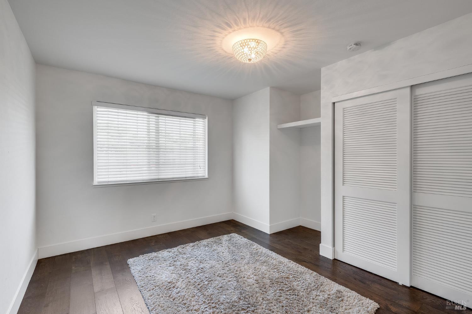 921 1st Street W