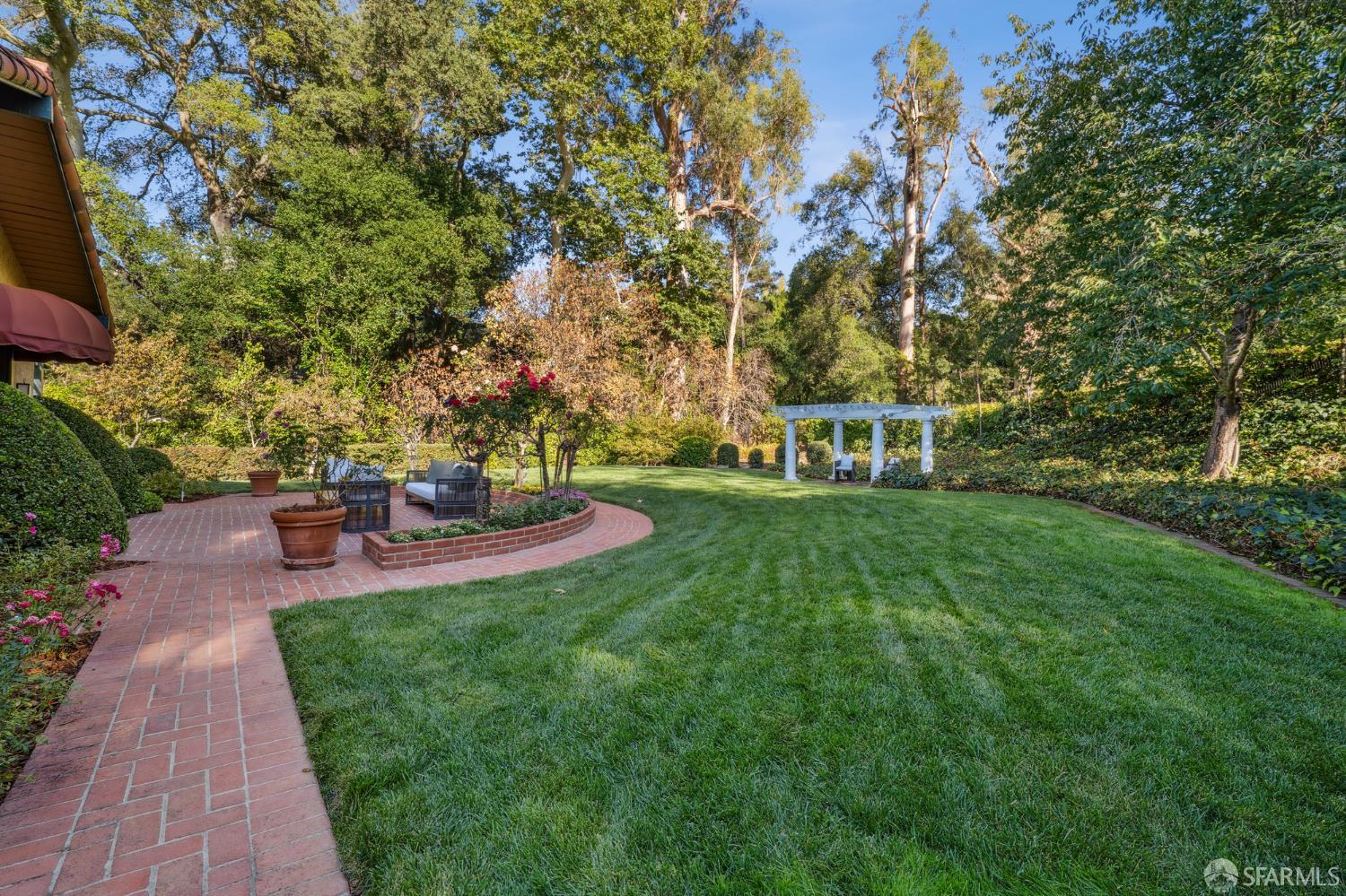 16244 Kennedy Road