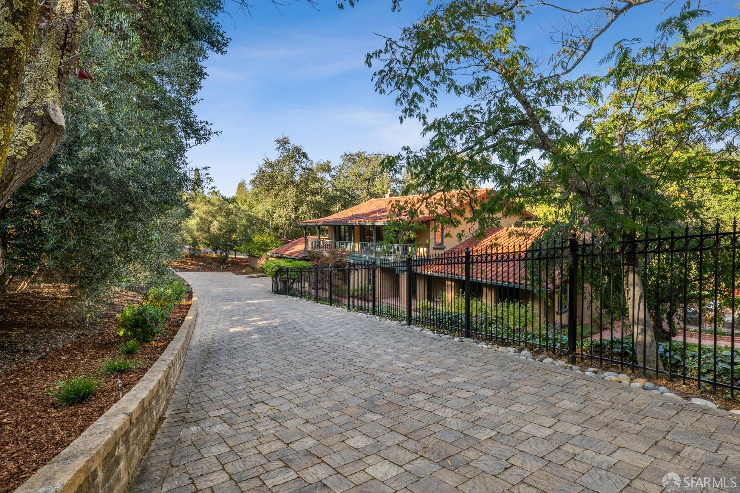 16244 Kennedy Road