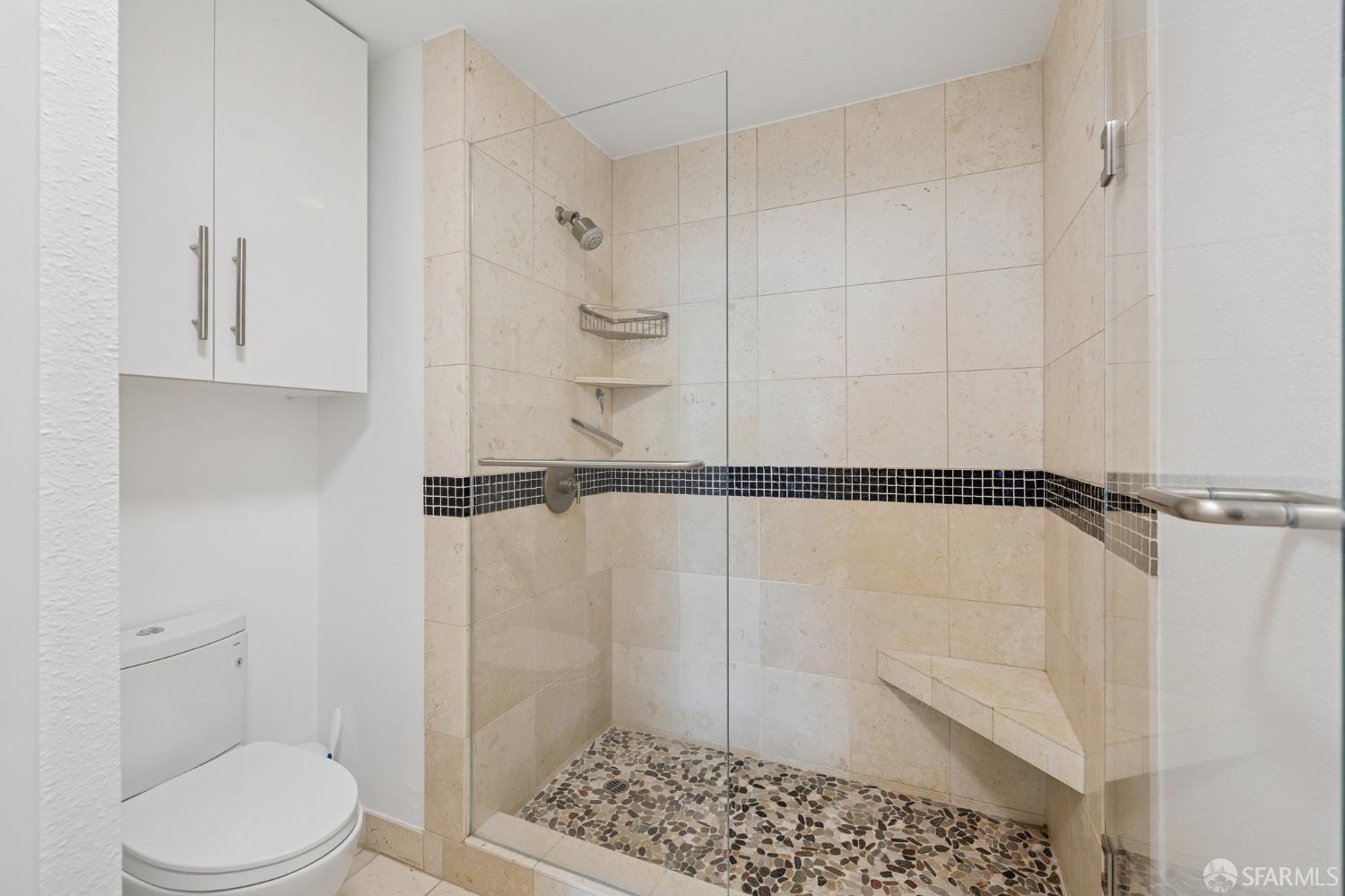 88 King Street # 1305