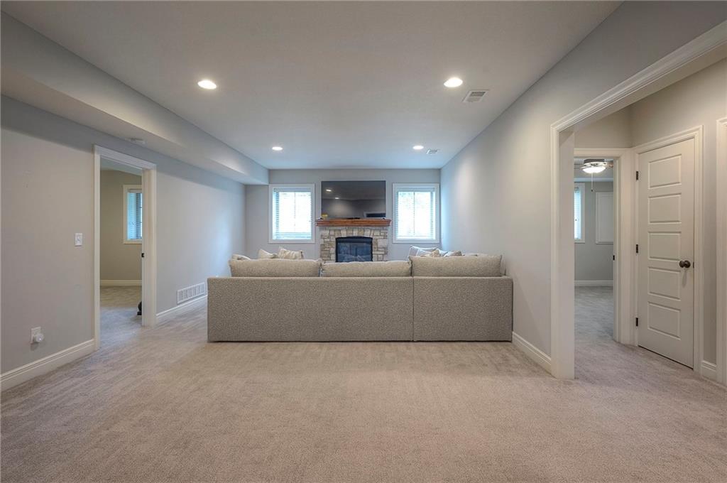 14744 Meadow Lane