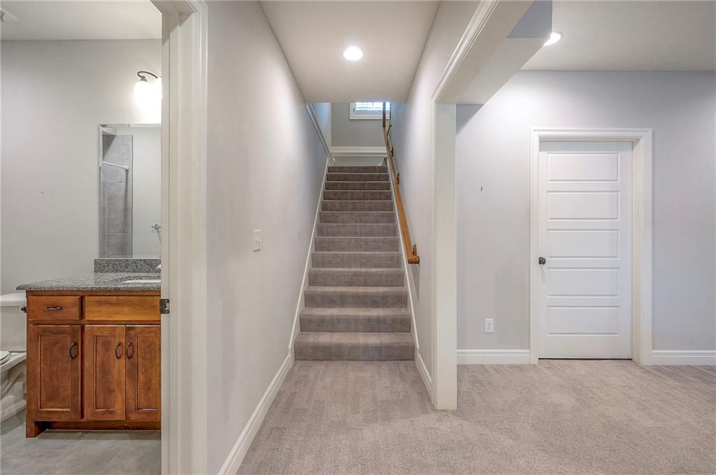 14744 Meadow Lane