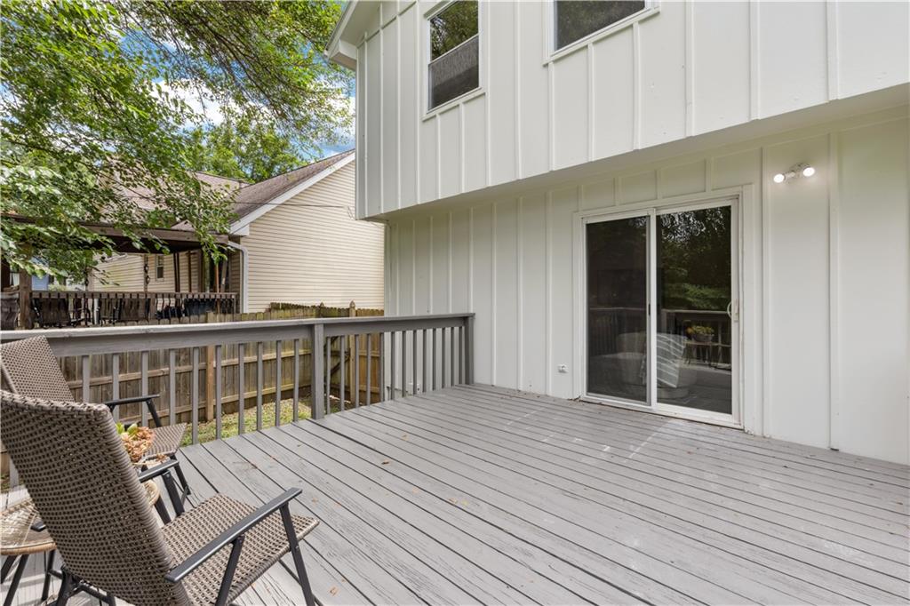 16504 W 150th Ter Terrace