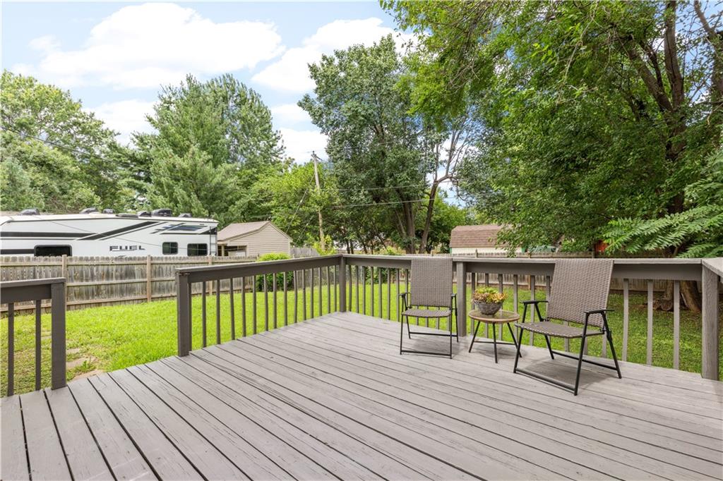 16504 W 150th Ter Terrace