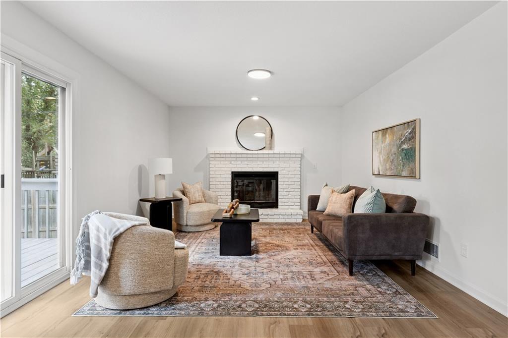 16504 W 150th Ter Terrace