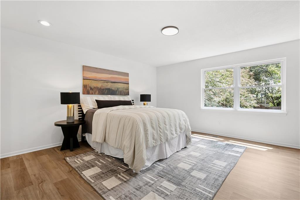 16504 W 150th Ter Terrace