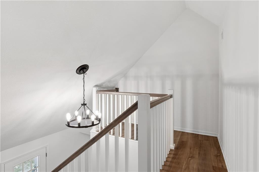 16504 W 150th Ter Terrace