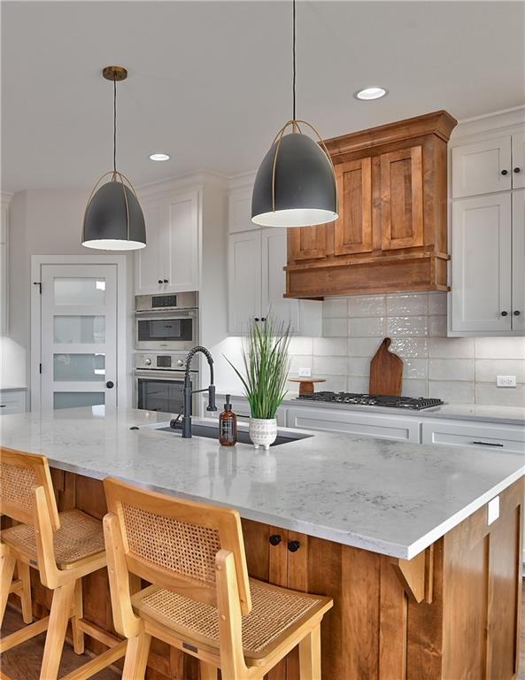 2512 W 179th Street