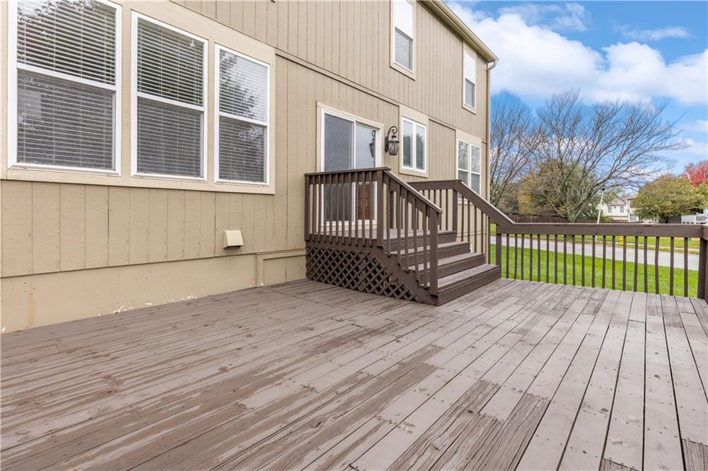 1864 W Concord Drive