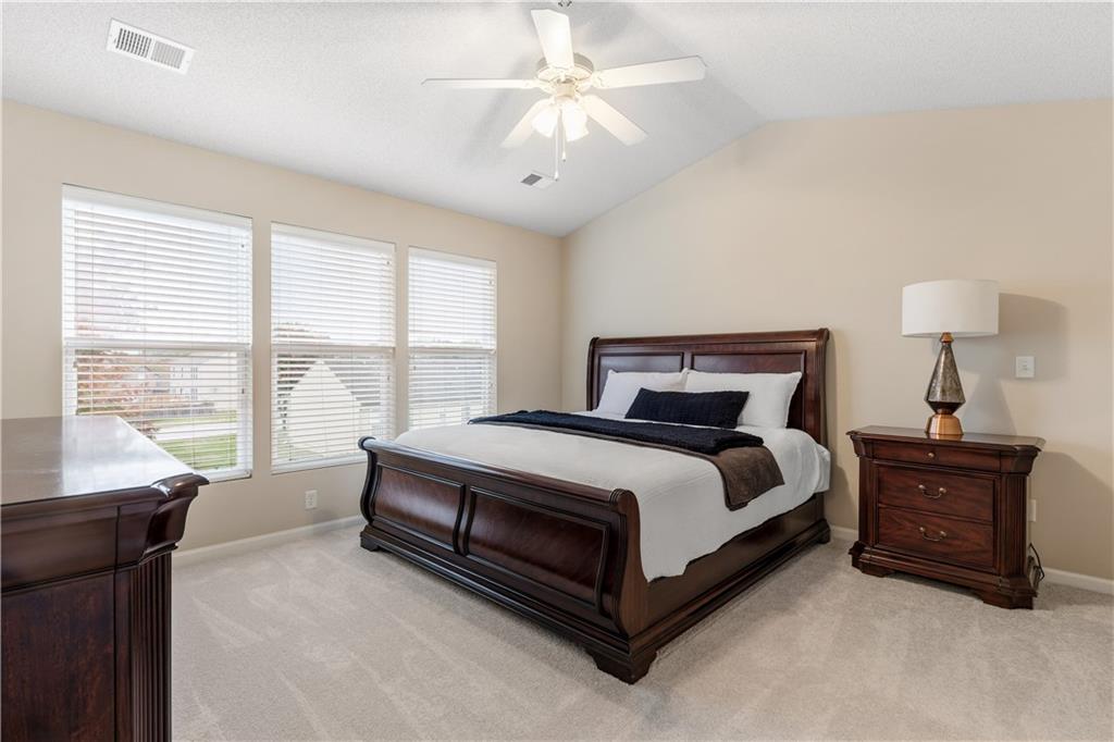 1864 W Concord Drive