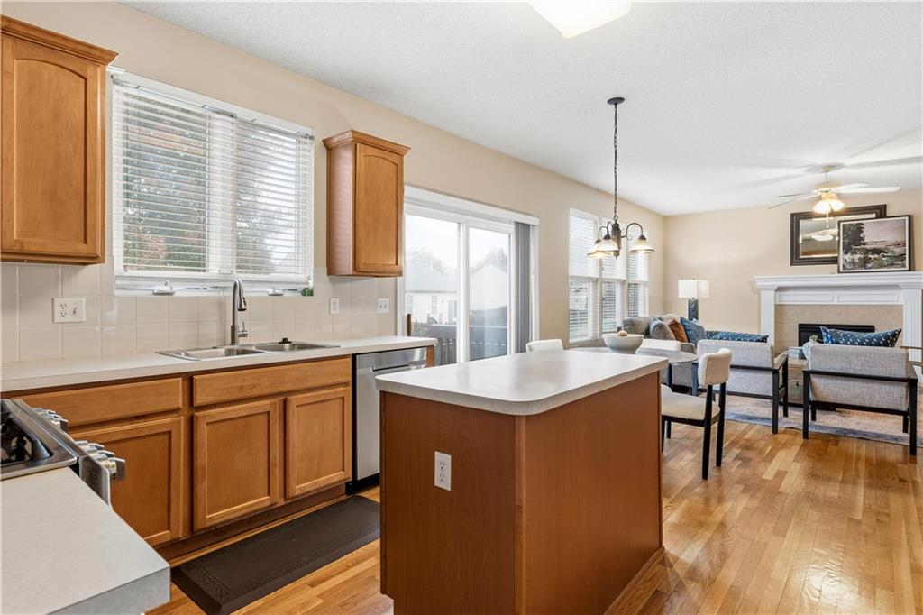 1864 W Concord Drive