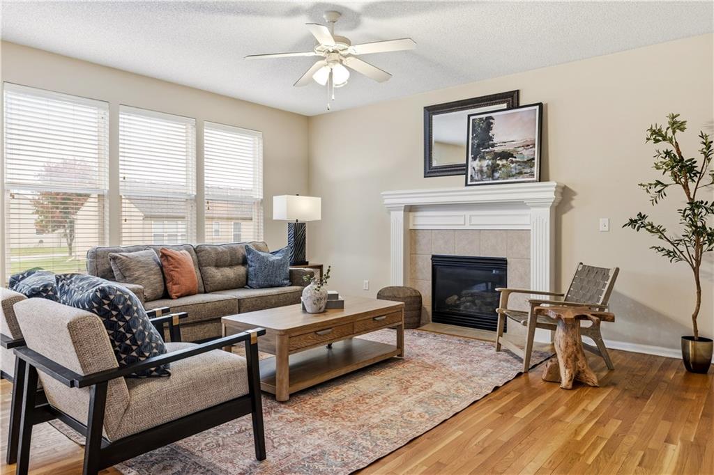 1864 W Concord Drive