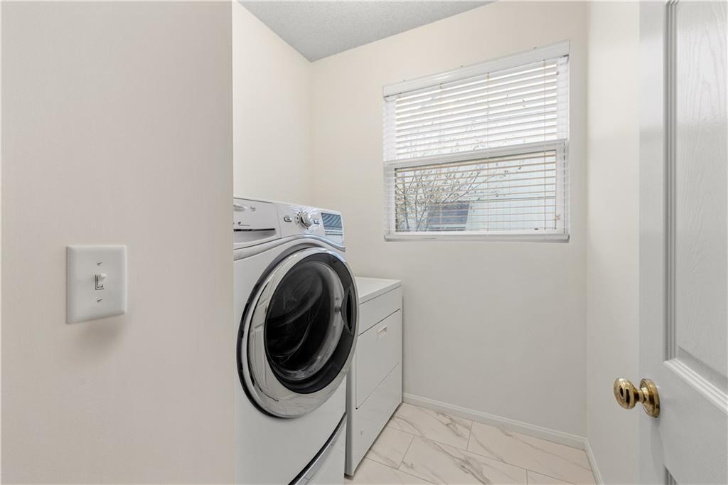 1864 W Concord Drive