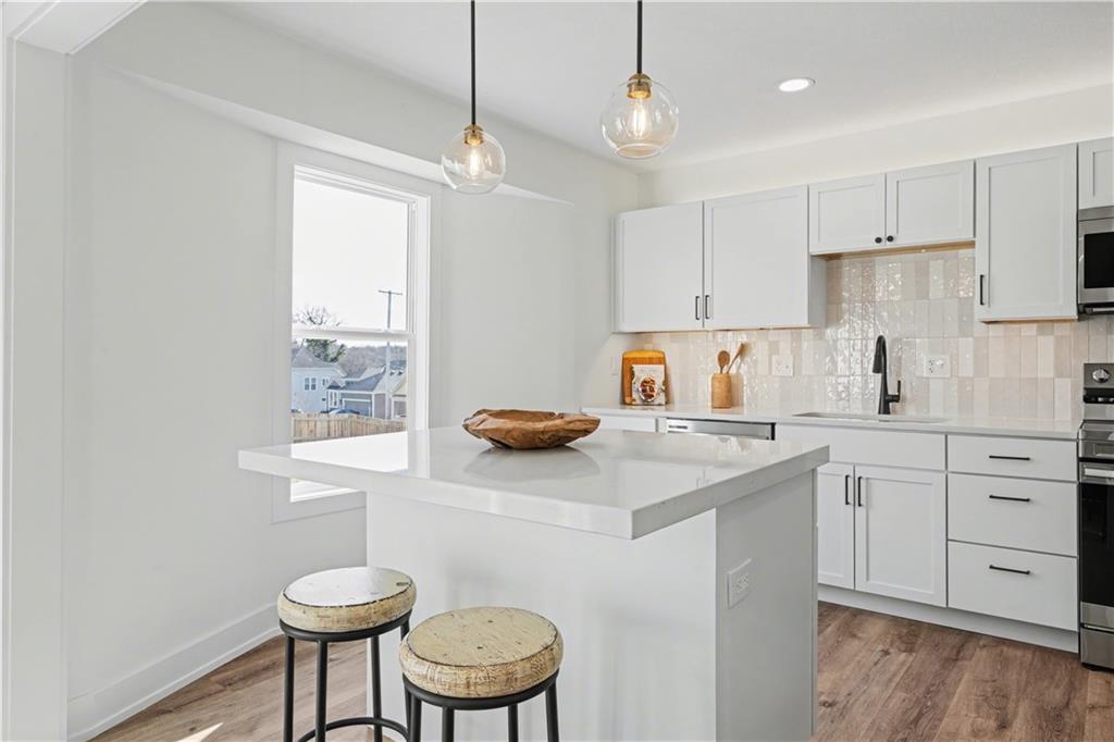 5005 Grandview Street