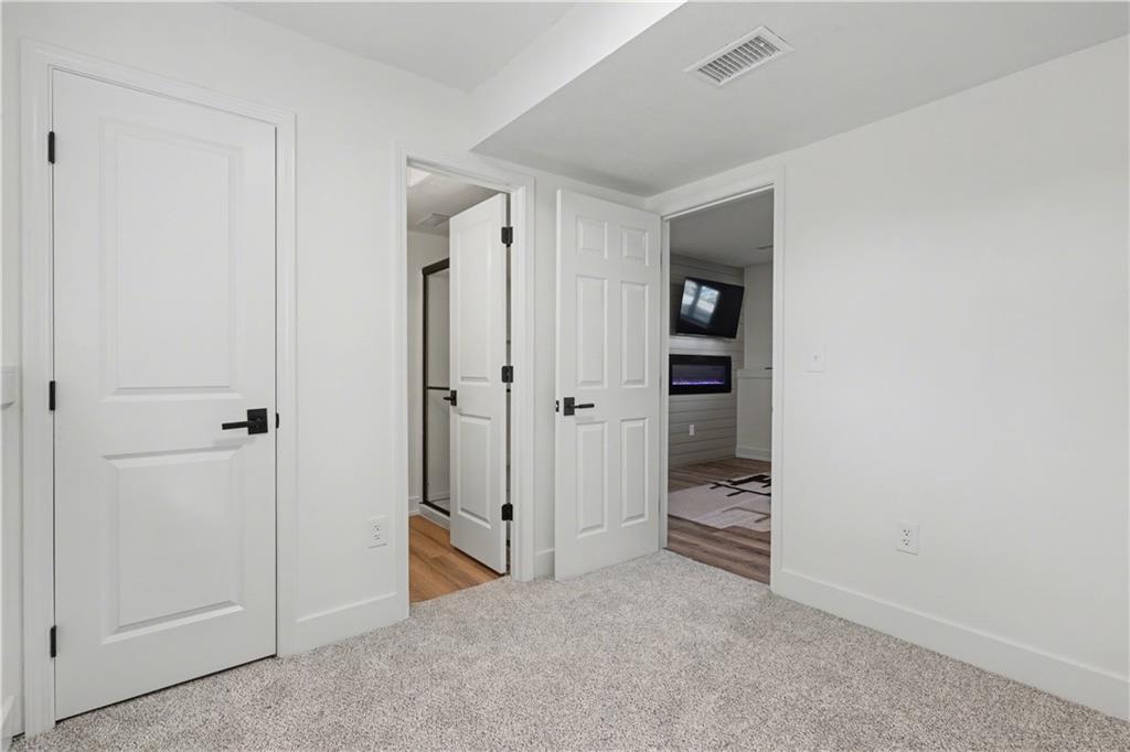 5005 Grandview Street