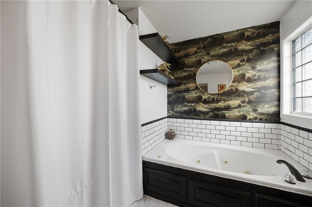 1405 NE 196th Court