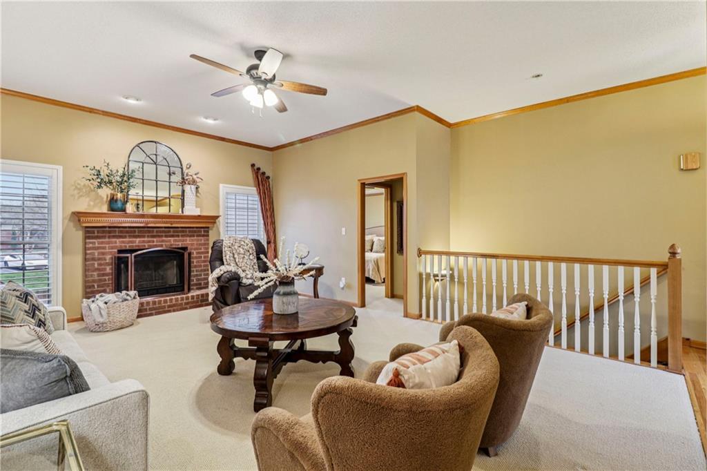 1012 Applewood Street