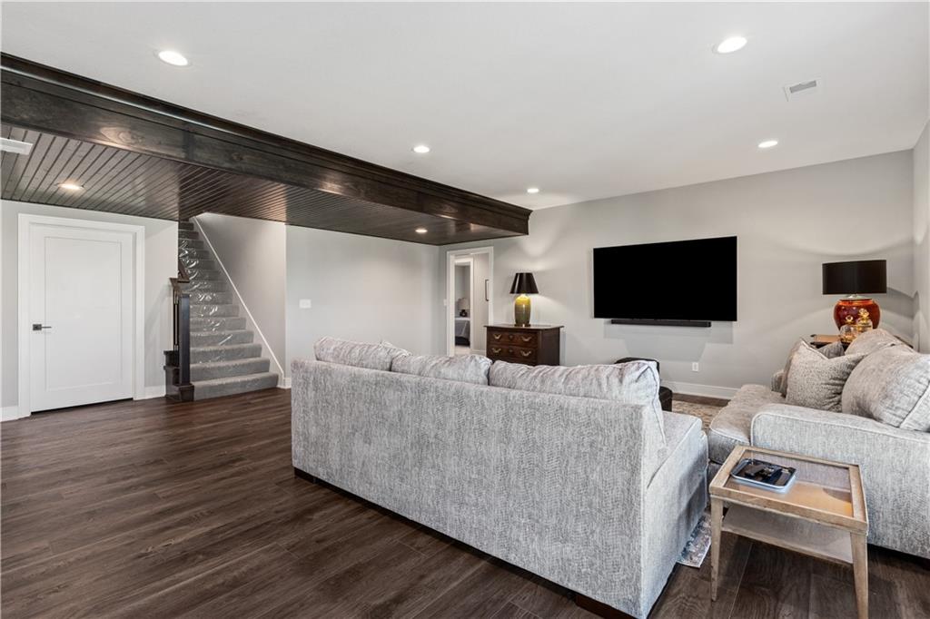 15426 W 173rd Street