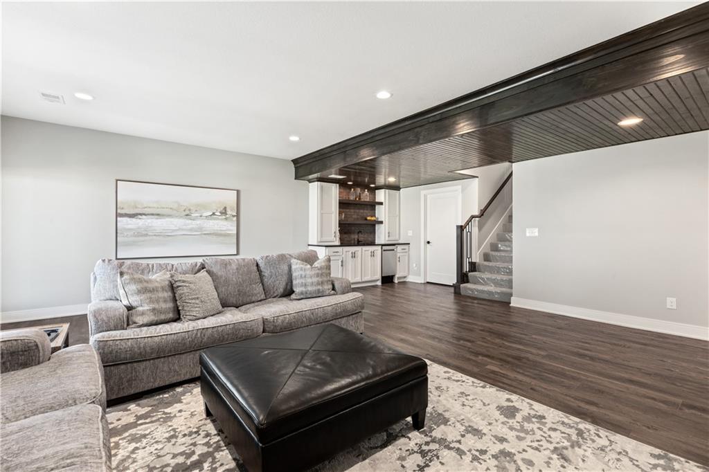 15426 W 173rd Street