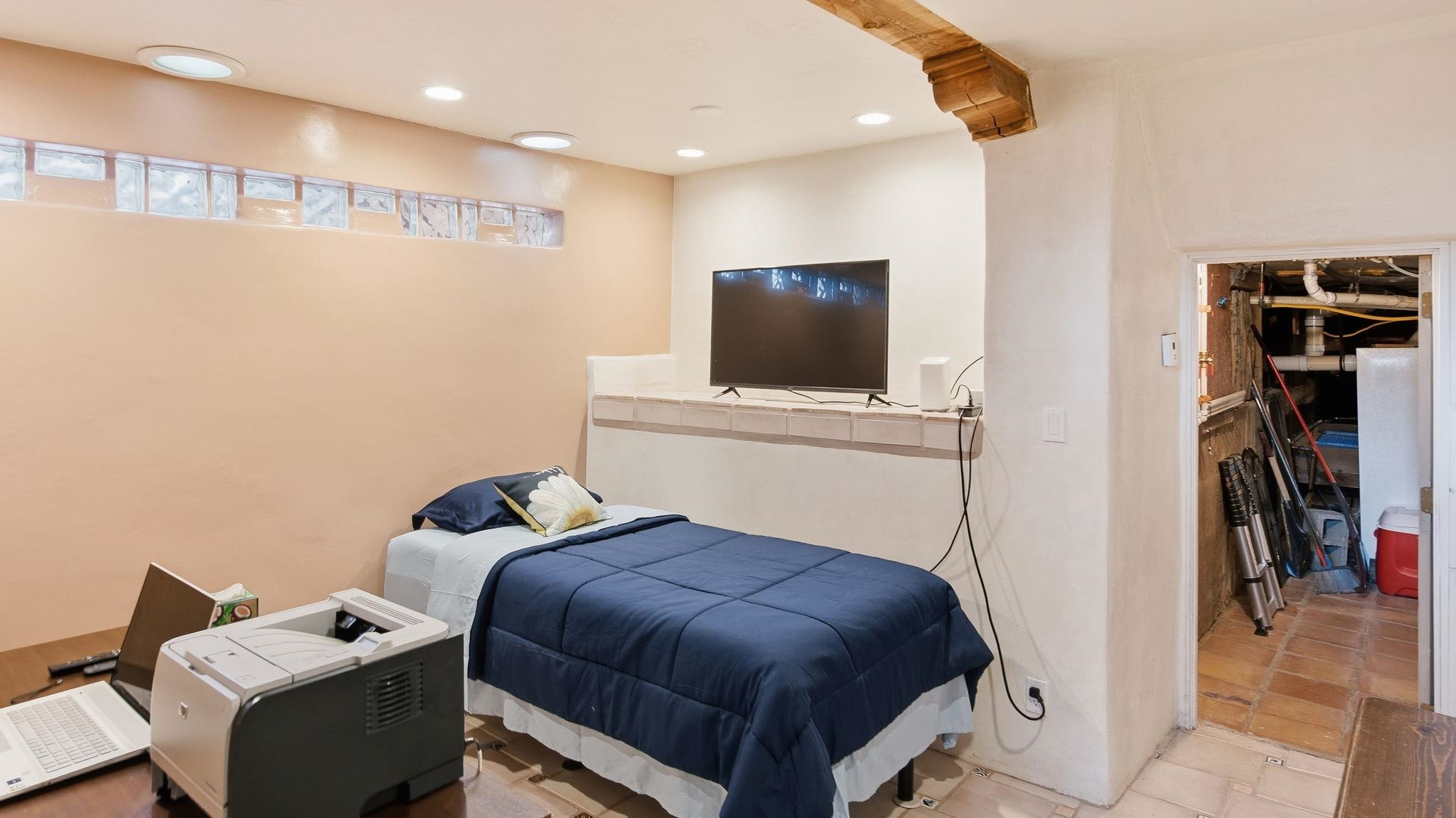 316 Burch Street Unit: S3