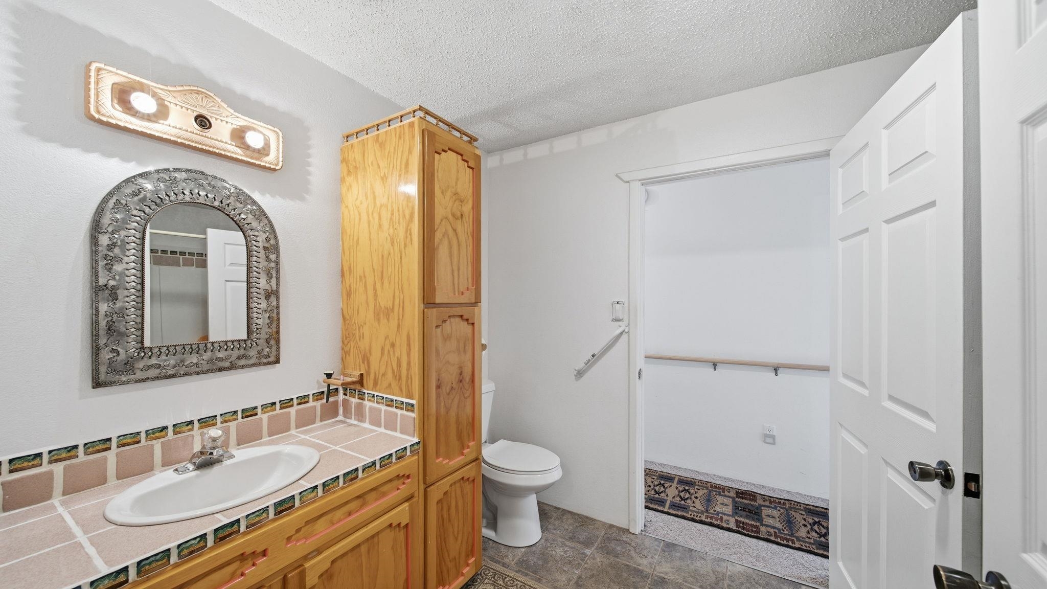 2495 Old Red River Road