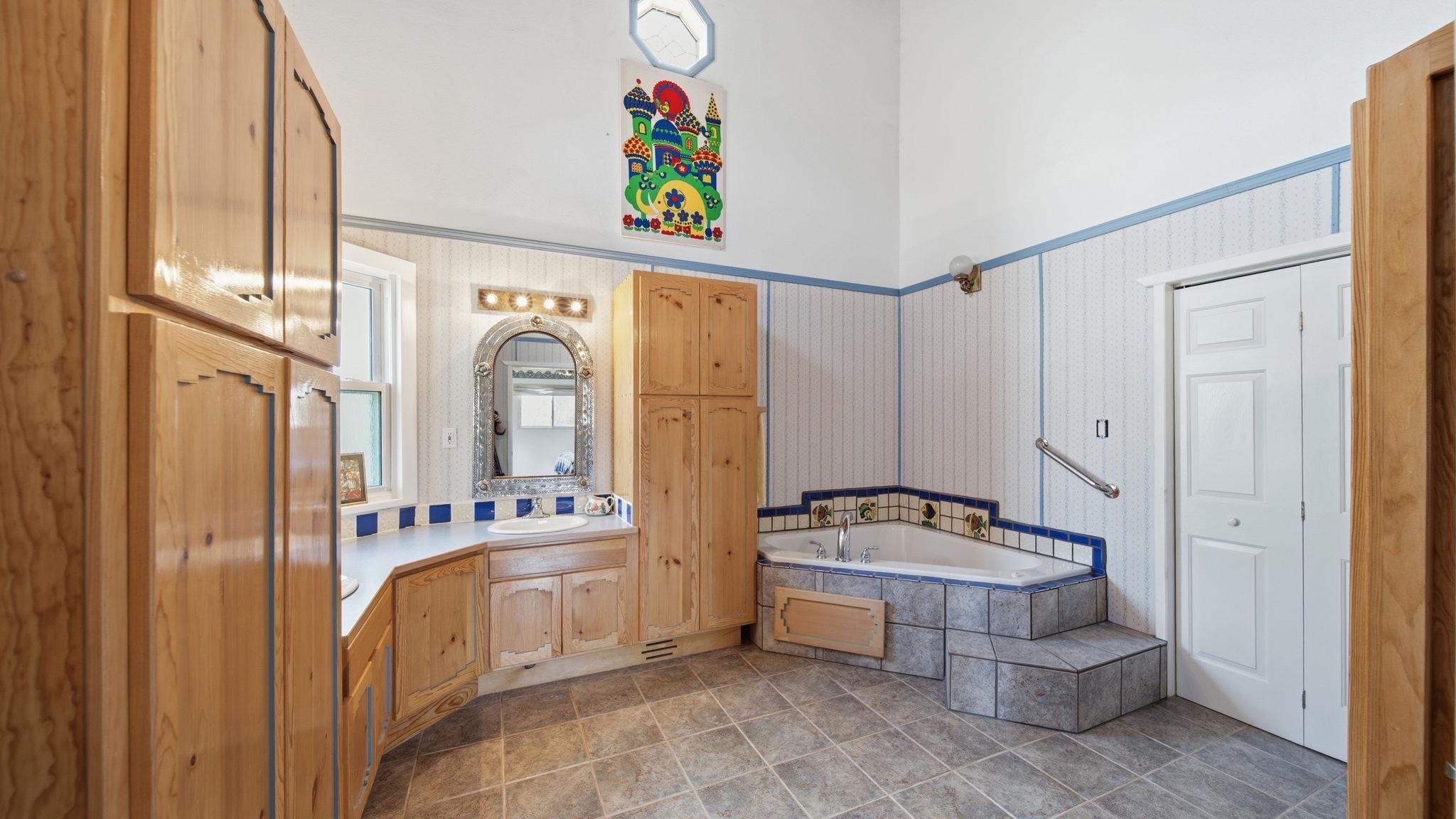 2495 Old Red River Road