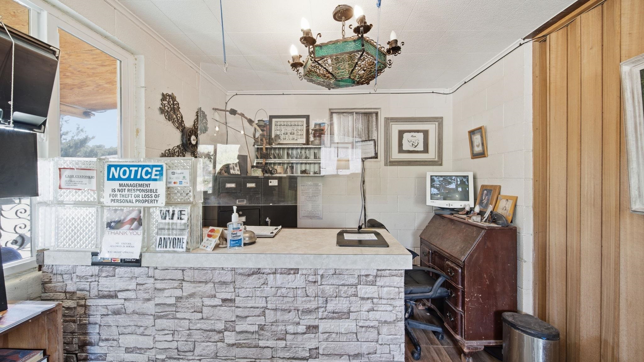 2440 Highway 522