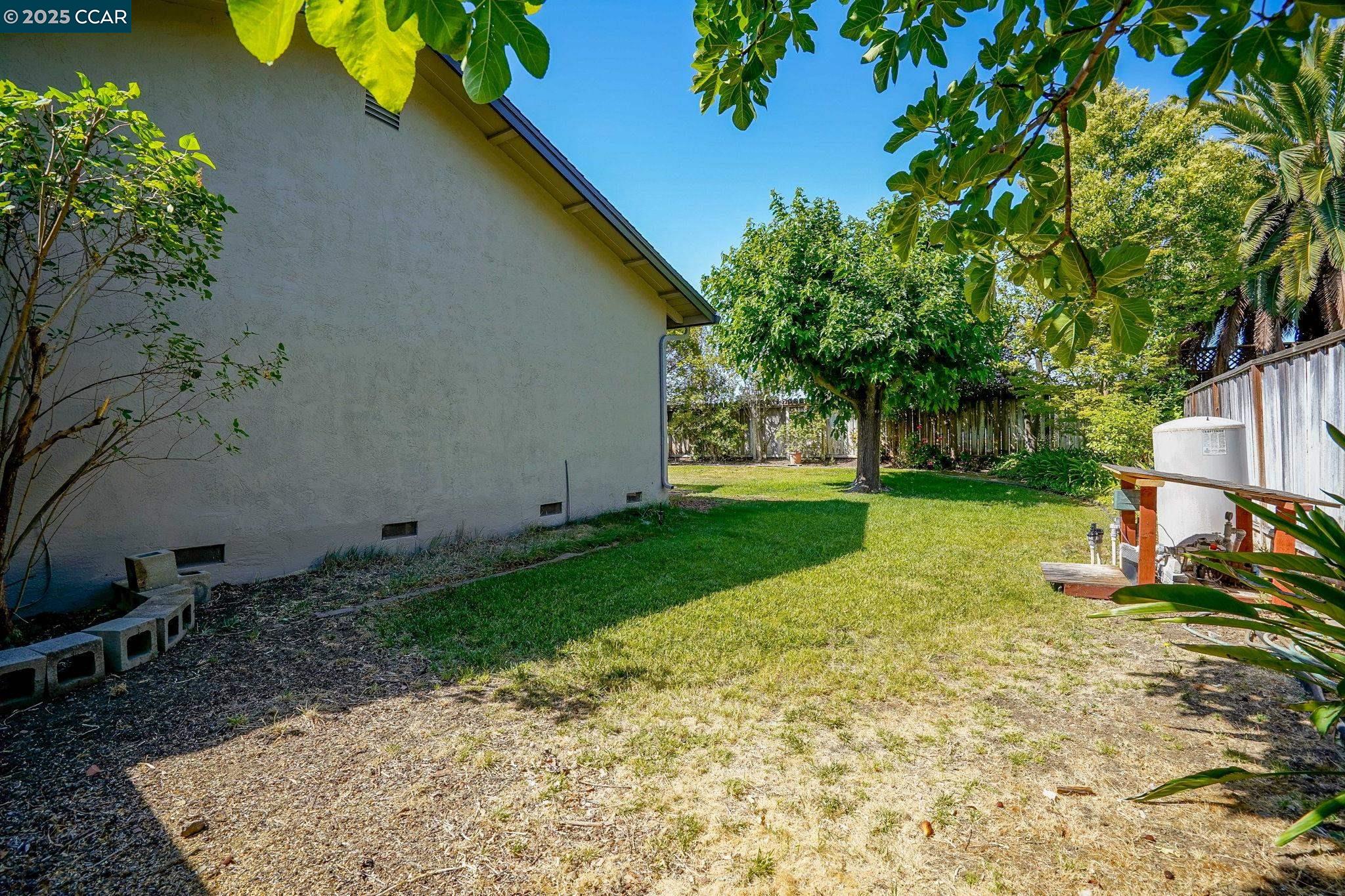 715 Graymont Circle