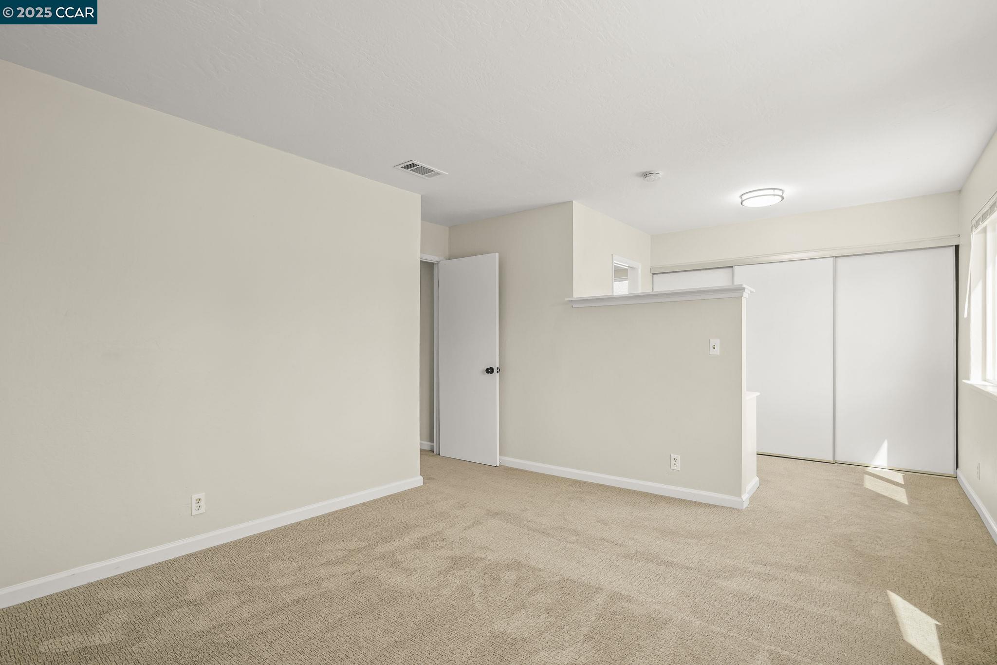 715 Graymont Circle