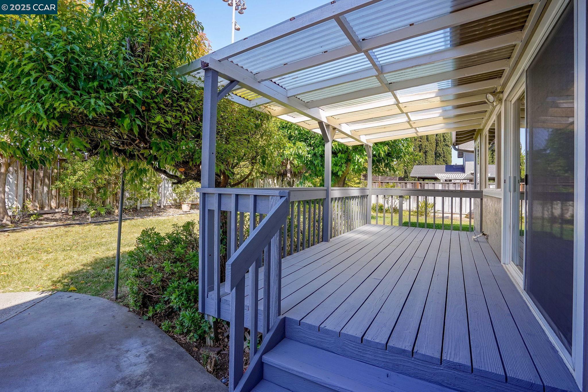 715 Graymont Circle