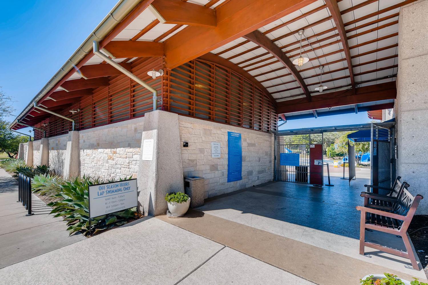 204 World Of Tennis SQ