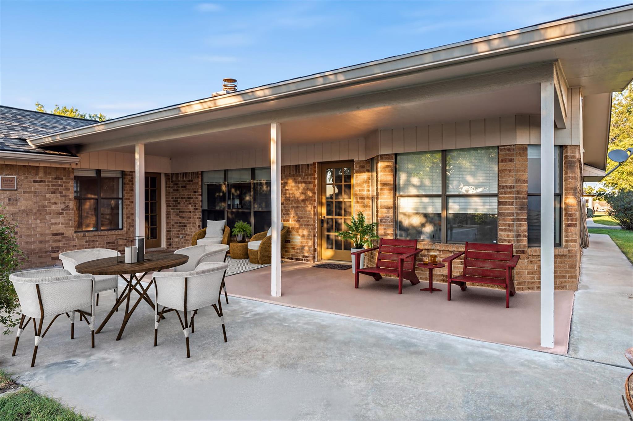 421 Saint Andrews ST