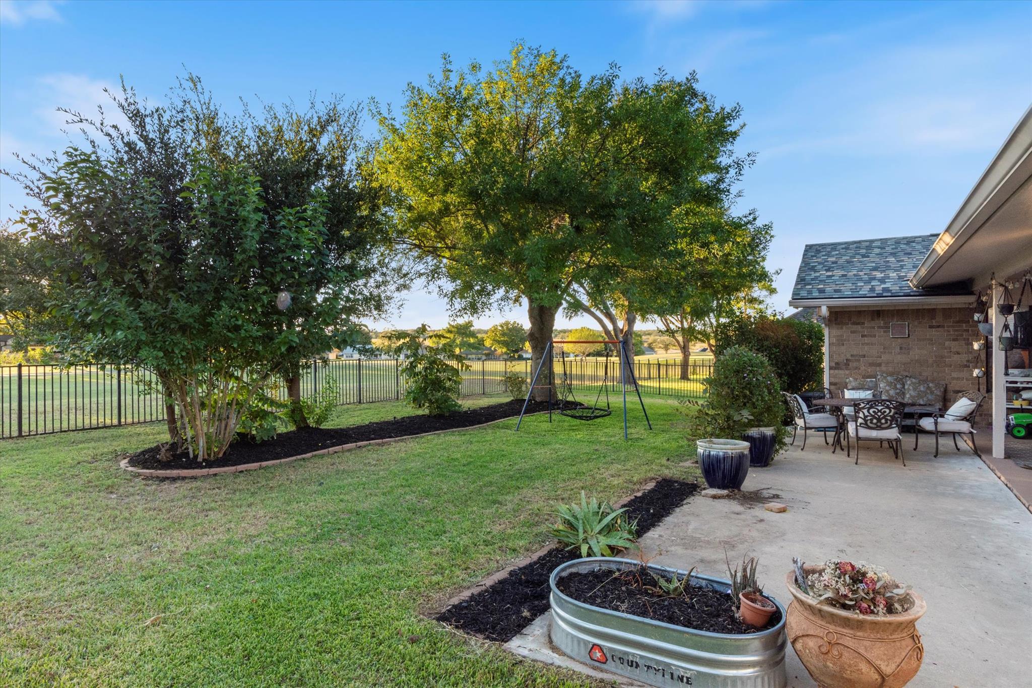 421 Saint Andrews ST